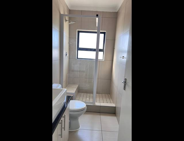 3 BEDROOM APARTMENT TO LET IN PARKLANDS